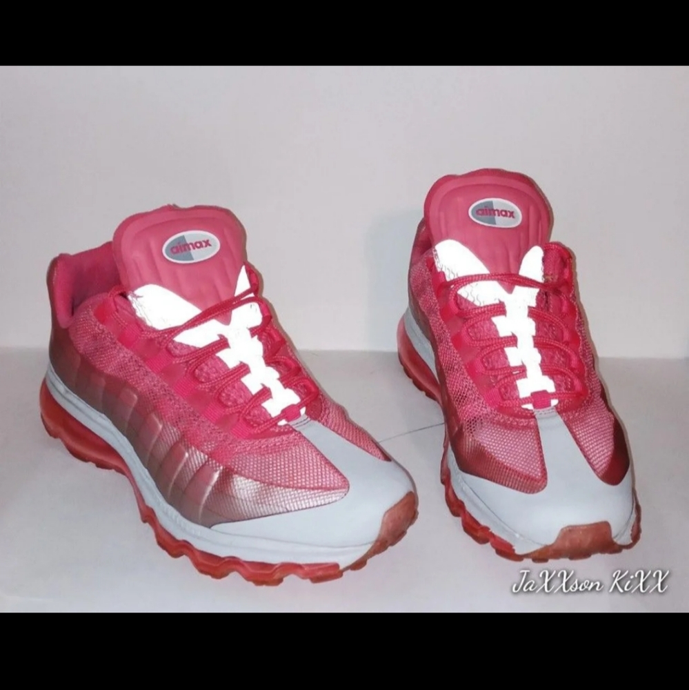 Nike AIR MAX 95 360 GS 'SPARK PINK STEALTH'. Size 7y